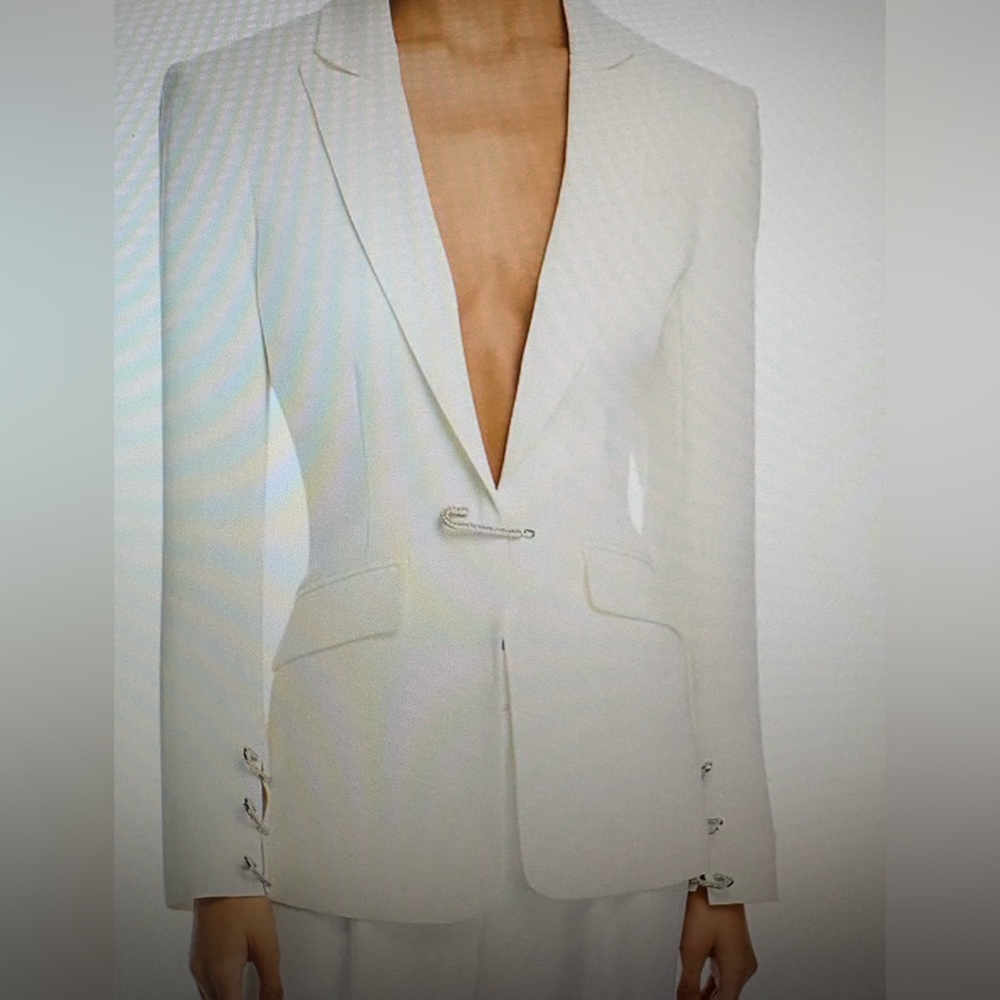 Cinq a’ Sept Cheyenne Rhinestone Pin Blazer NWT